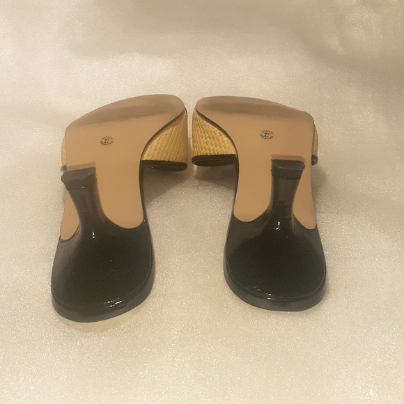 Women's East5th Brown and Tan Slip On Open Toe Buckle Design Size 8M - Picture 10 of 12